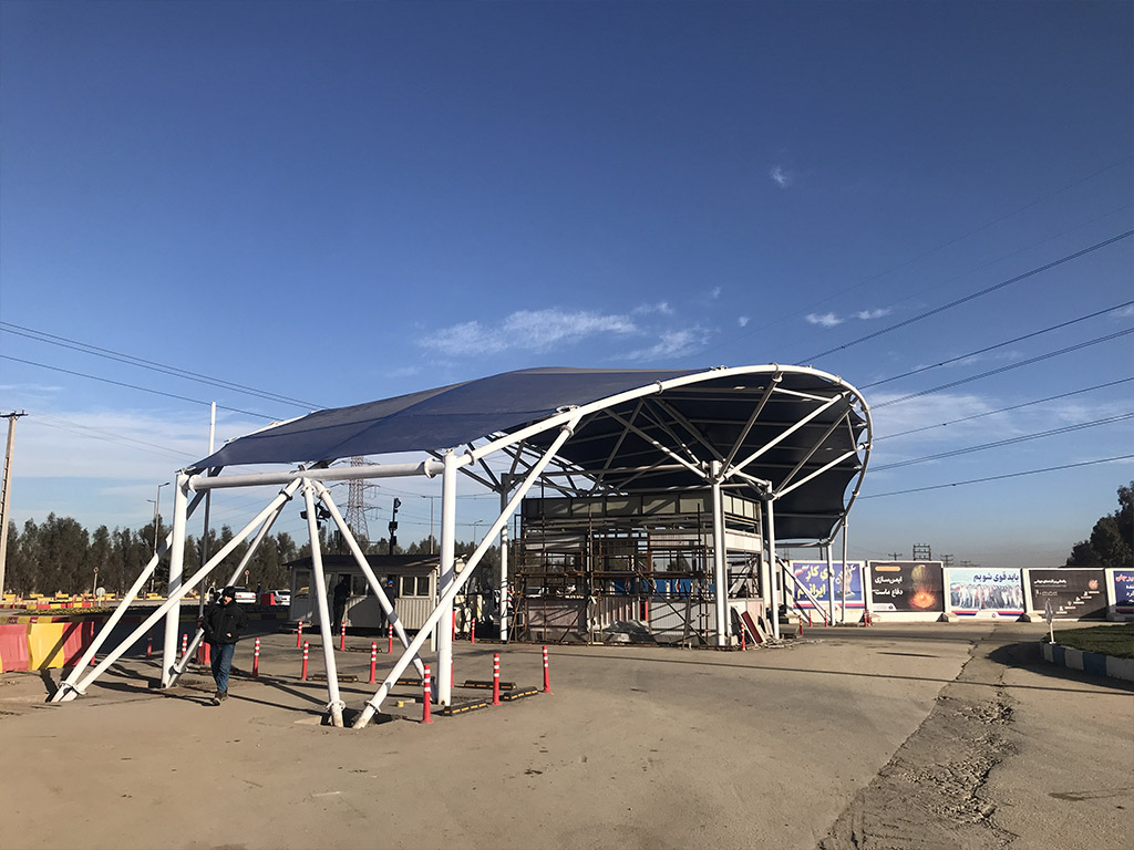 طراحی، ساخت و اجرای سازه چادری سر درب شرکت جهان فولاد سیرجان